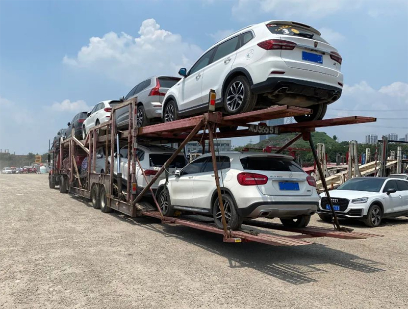 汽车托运公司如何选择? 汽车运输公司如何选择?怎样才是正规可靠的汽车运输公司?这是大多数选择汽车运输的旅友们所关心的问题,今天就让佳运通运车告诉您如何选择一家正规的汽车运输公司。